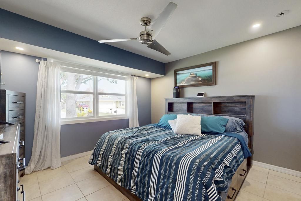2590 SW Hinchman Street, Port Saint Lucie, FL 34984 Photo