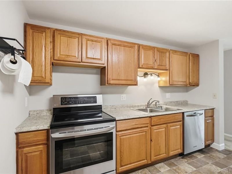 5490 Gander Rd S, Dayton, OH 45424 Photo 15