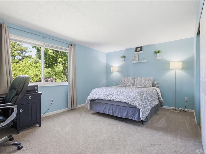1835 Statehouse Court, Sugarcreek Township, OH 45305 Photo 12