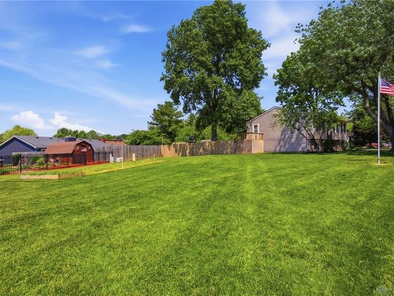 1835 Statehouse Court, Sugarcreek Township, OH 45305 Photo 43