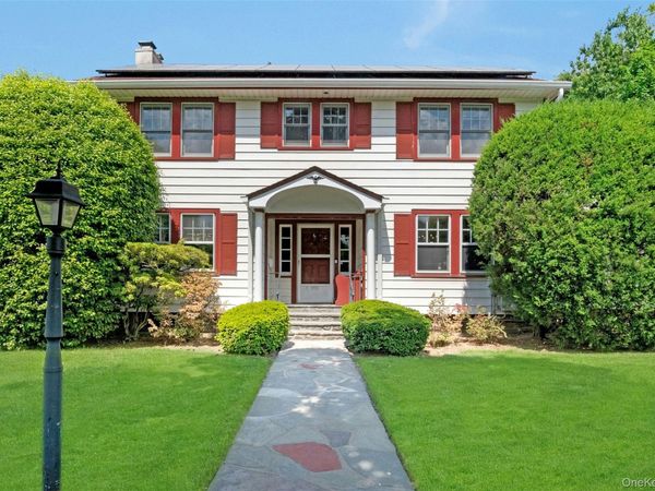 1 8th Street, Pelham, NY 10803