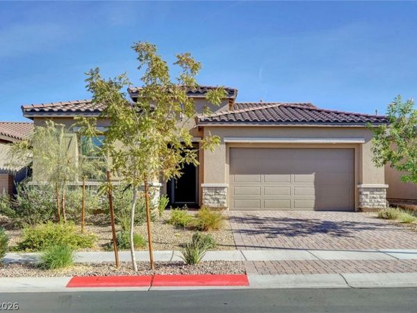 552 Comodo Street , Henderson, NV 89011