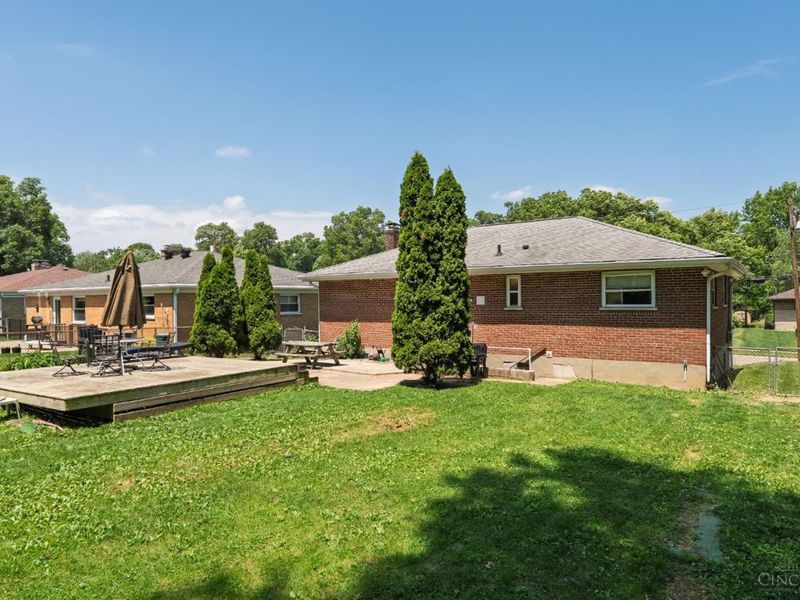 6147 Charity Drive, Green Township, OH 45248 Photo 30
