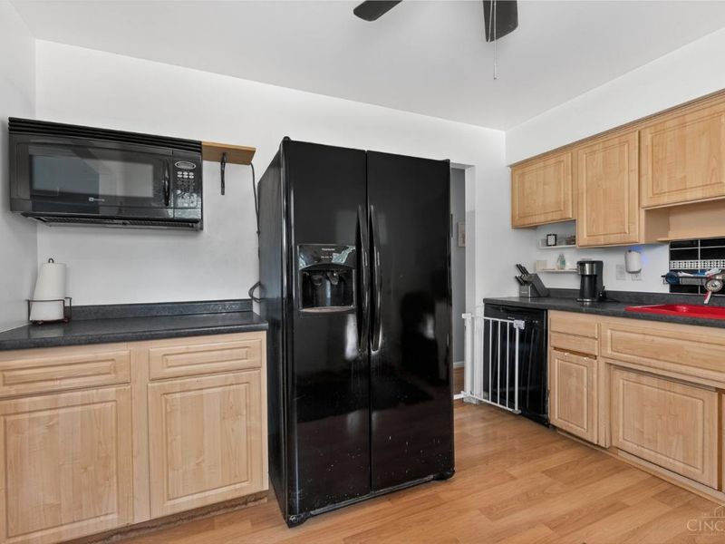 6147 Charity Drive, Green Township, OH 45248 Photo 7