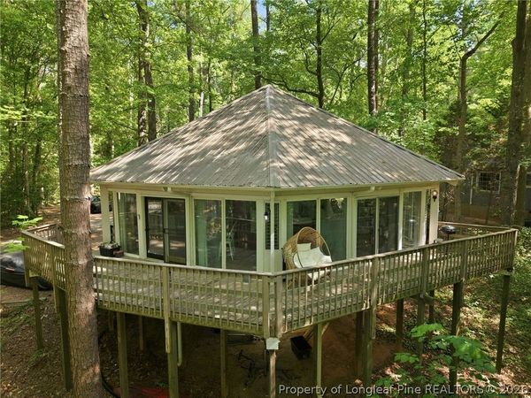 822 Hilltop Circle , Sanford, NC 27332