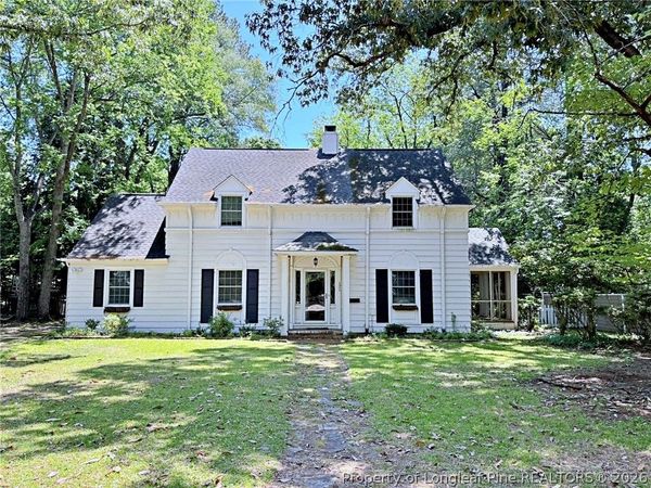 121 Magnolia Avenue , Fayetteville, NC 28305
