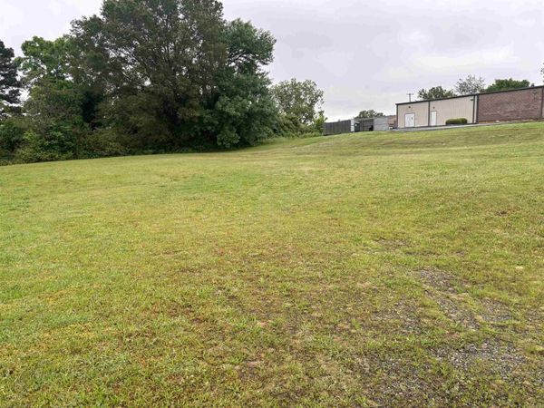 000 N Maple Street , Searcy, AR 72143