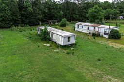 1568 Kingcrest Dr. photo 4