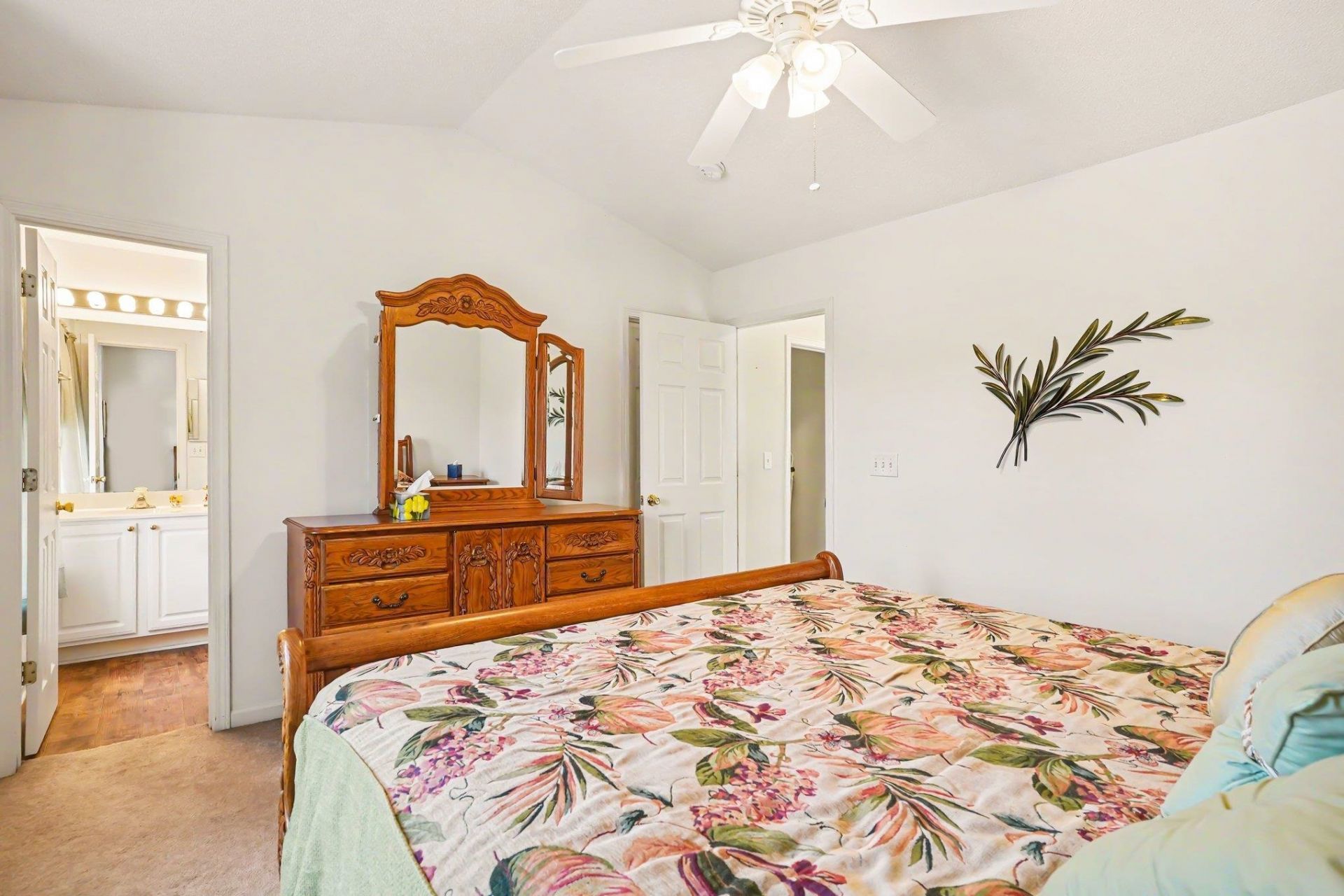 795 Wilshire Ln. Photo 10