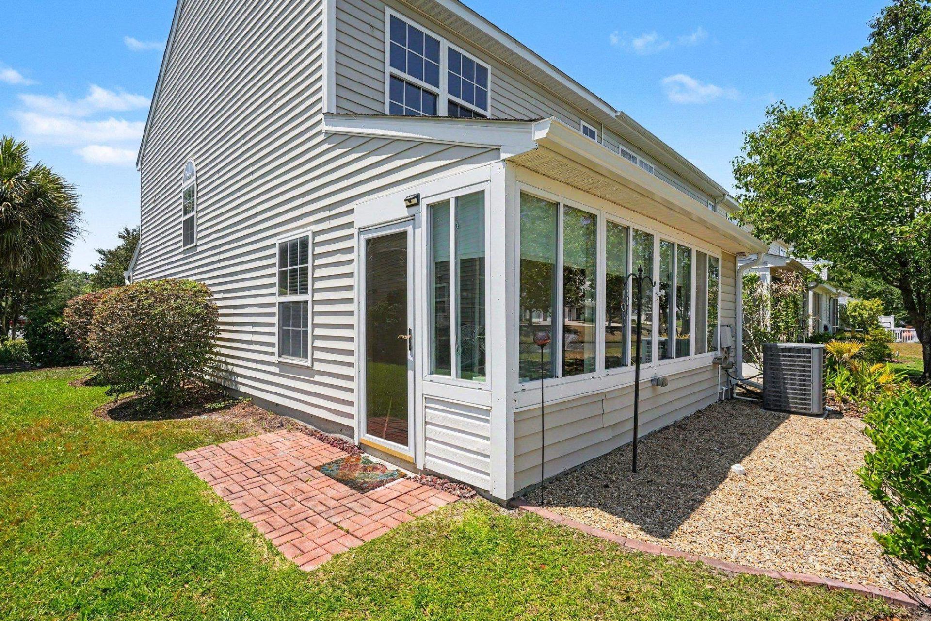 795 Wilshire Ln. Photo 23
