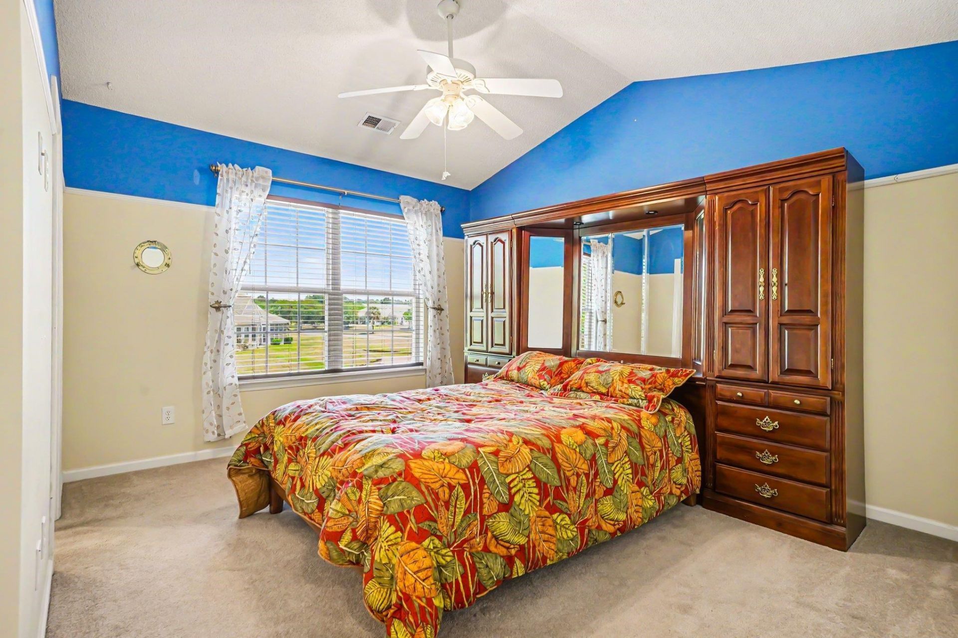 795 Wilshire Ln. Photo 8
