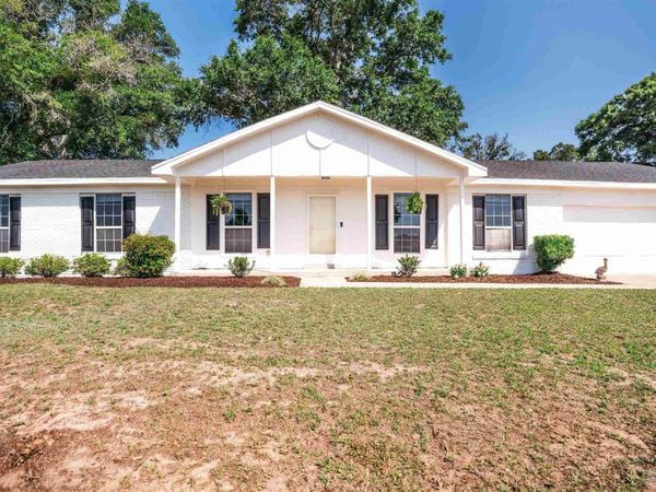 2530 Tomlinson Rd, Pensacola, FL 32526