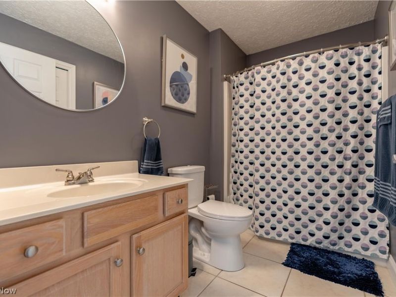 4732 Helmsworth Drive NE, Canton, OH 44714 Photo 26