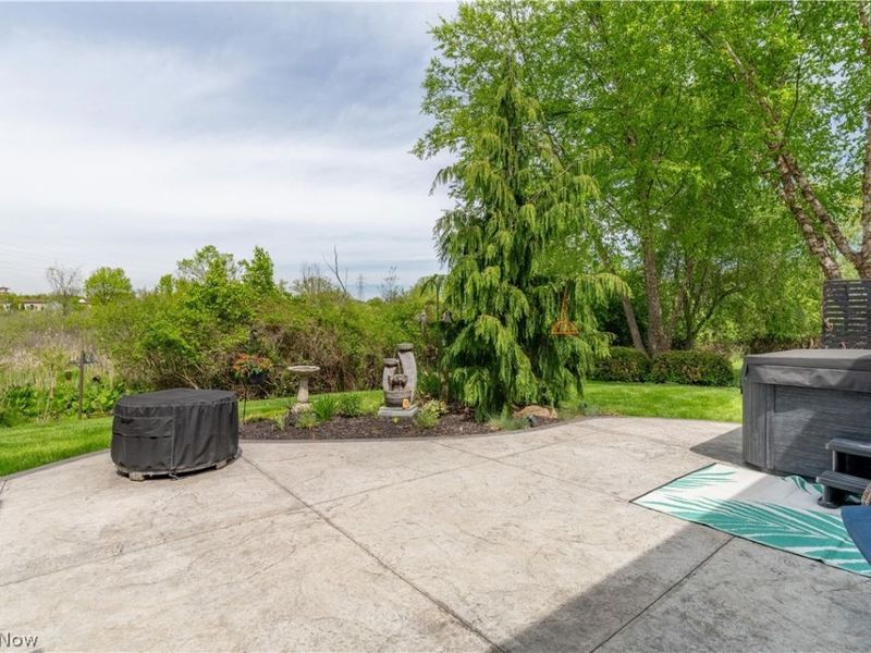 4732 Helmsworth Drive NE, Canton, OH 44714 Photo 32
