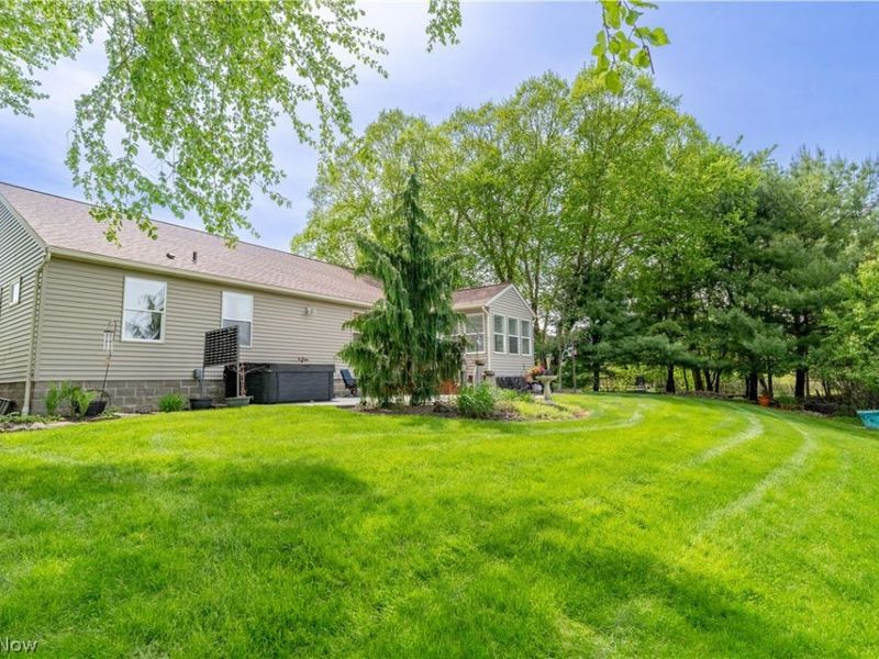 4732 Helmsworth Drive NE, Canton, OH 44714 Photo 34