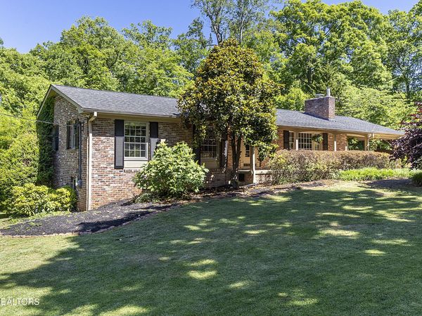 213 Beechwood Drive, Knoxville, TN 37920