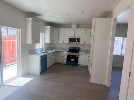 3530 26th Ave, Sacramento, CA 95820 Photo
