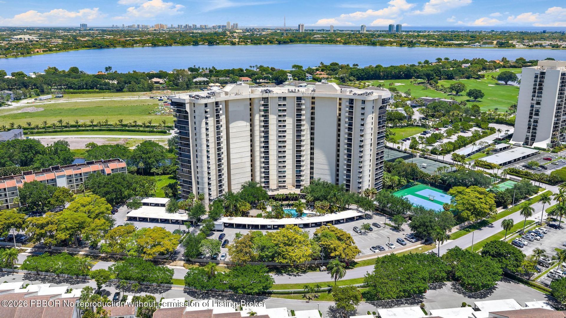 2450 Presidential Way, Unit 505, West Palm Beach, FL 33401 Photo