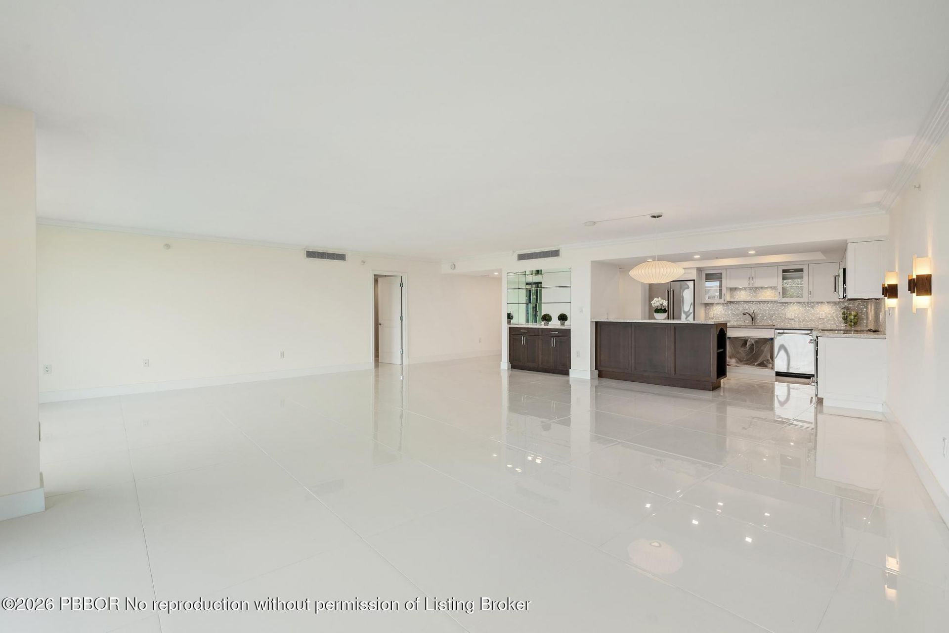 2450 Presidential Way, Unit 505, West Palm Beach, FL 33401 Photo