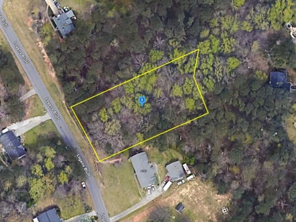 4175 Logans Bluff, Loganville, GA 30052