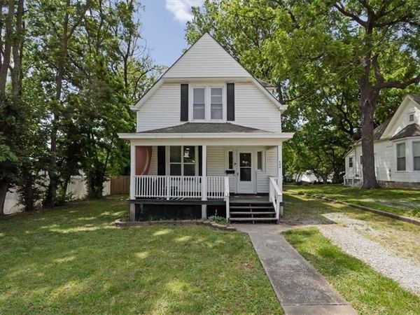 404 S Osage Street, Independence, MO 64050