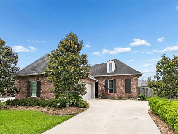 1032 DEER PARK Drive , Madisonville, LA 70447