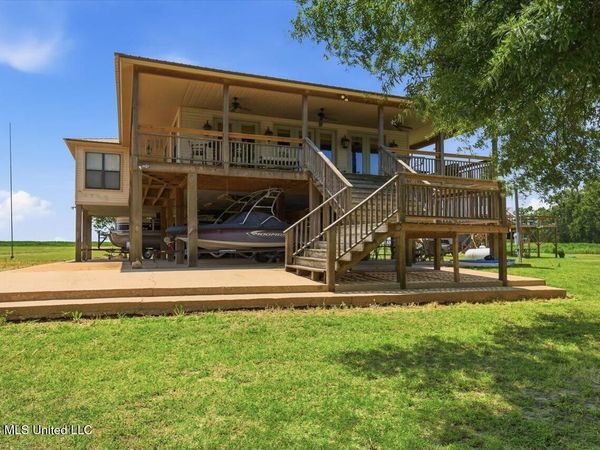2595 Deerfield Road, Yazoo City, MS 39194