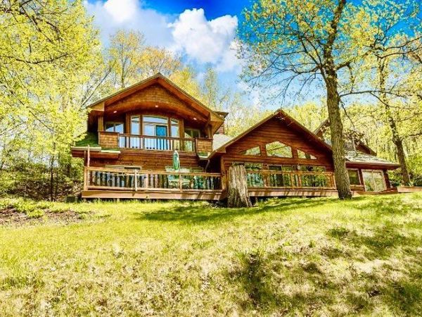 18155 Dove Hill Road , Eden Valley, MN 55329