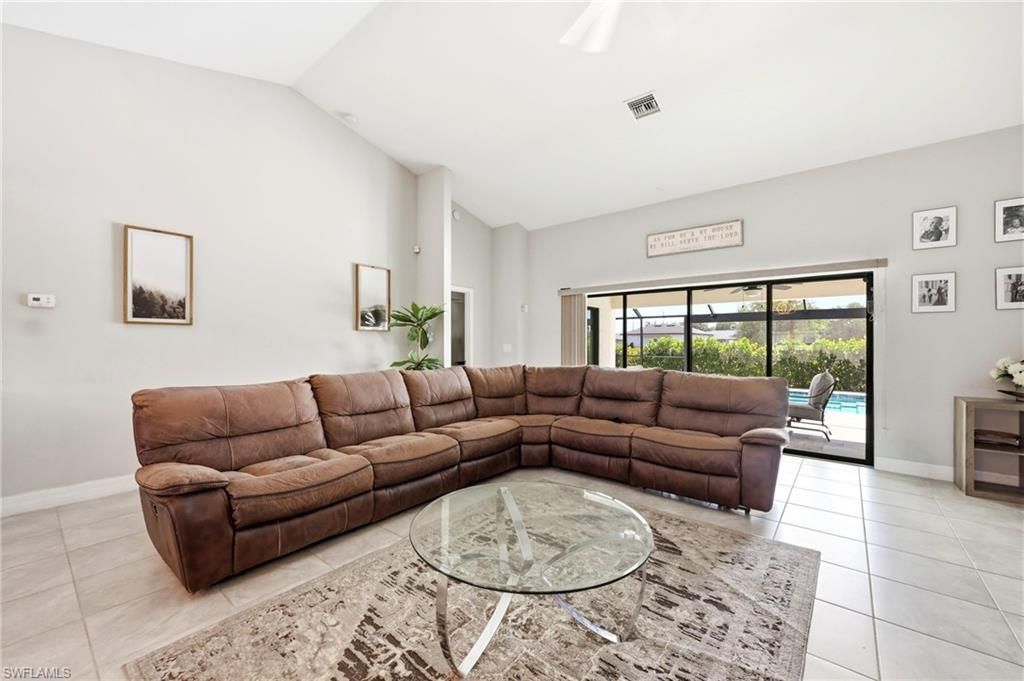 4705 Dora Ave S, Lehigh Acres, FL 33976 Photo