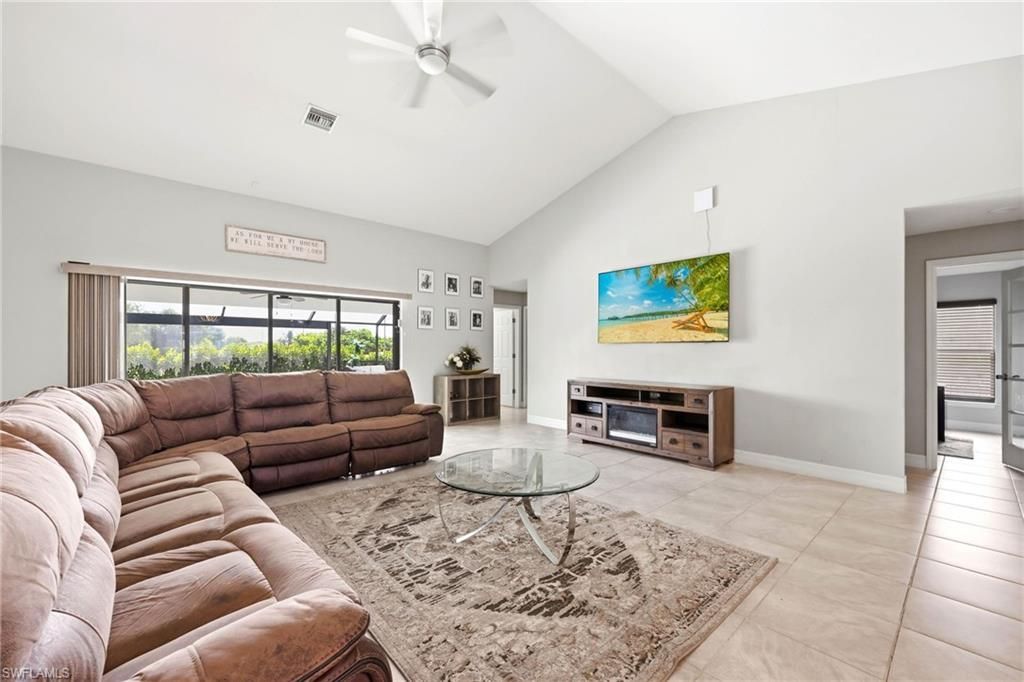 4705 Dora Ave S, Lehigh Acres, FL 33976 Photo