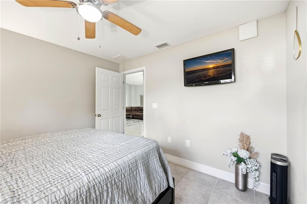 4705 Dora Ave S, Lehigh Acres, FL 33976 Photo