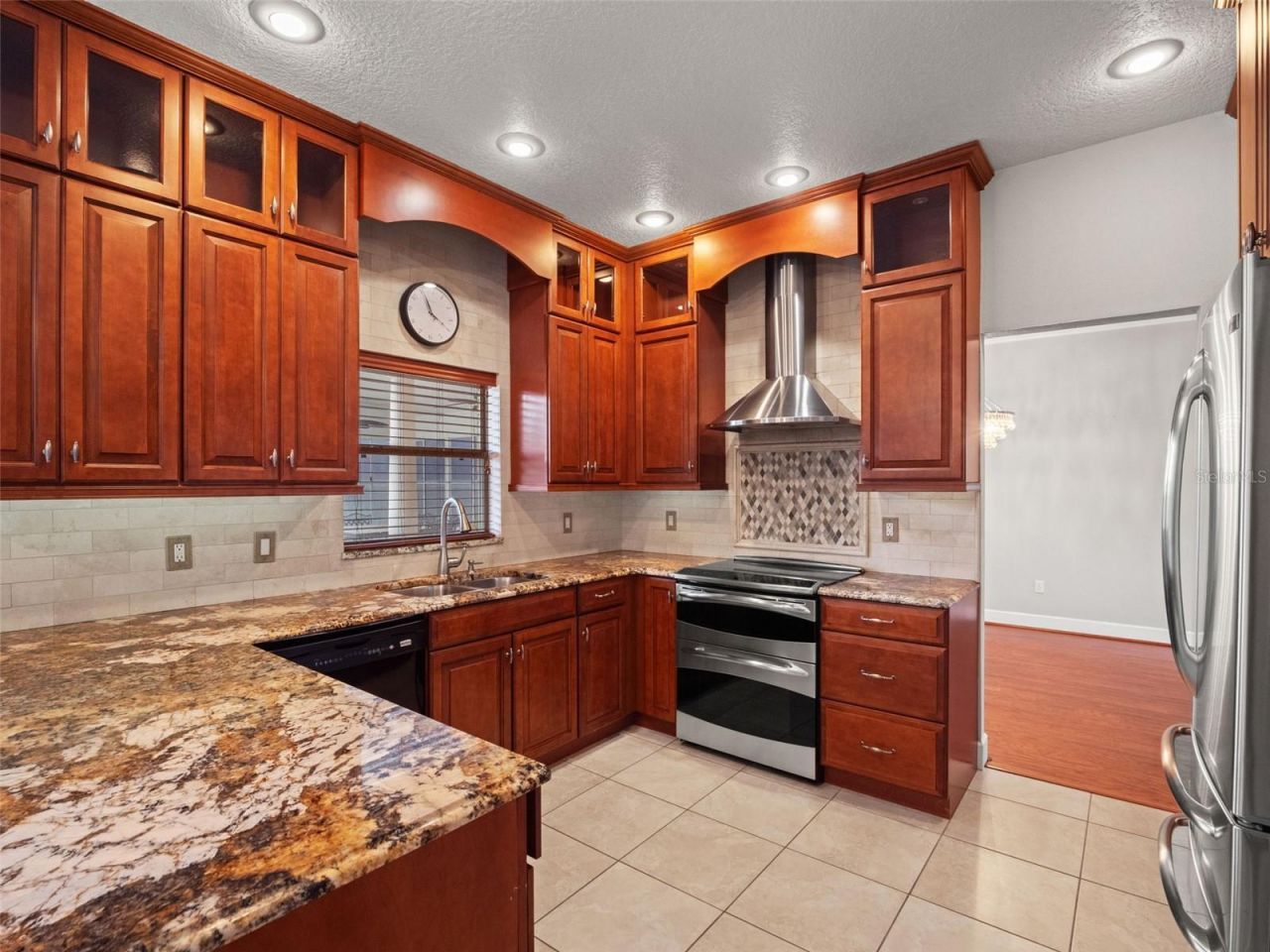 2394 Huntingdale Lane , Oviedo, FL 32765 Photo