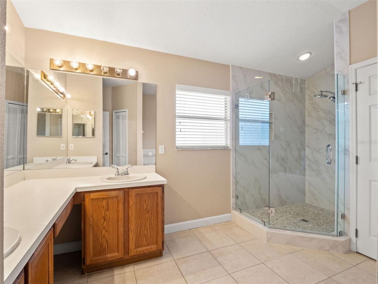 2394 Huntingdale Lane , Oviedo, FL 32765 Photo