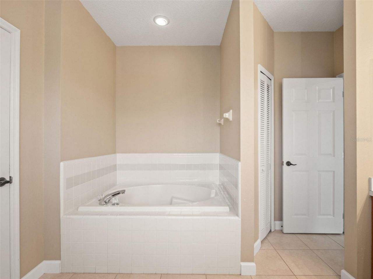 2394 Huntingdale Lane , Oviedo, FL 32765 Photo