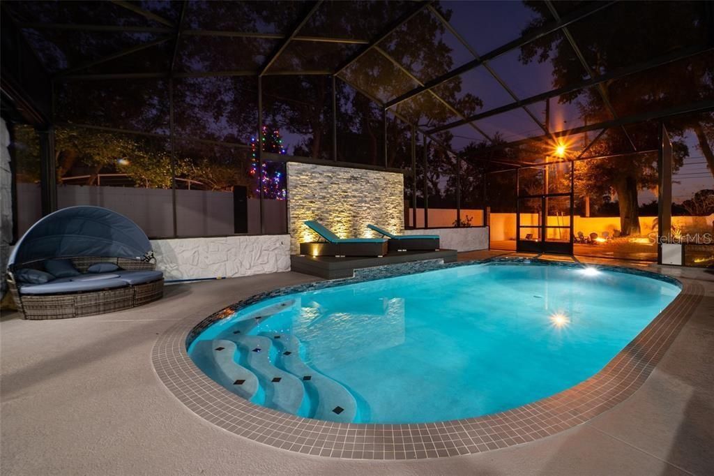 4627 Woodlot Court , Orlando, FL 32835 Photo