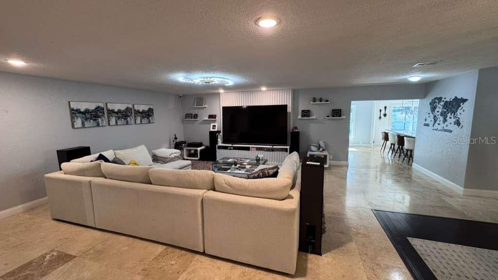 4627 Woodlot Court , Orlando, FL 32835 Photo