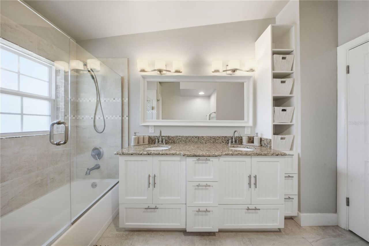 5716 Moonlight Circle , Orlando, FL 32839 Photo