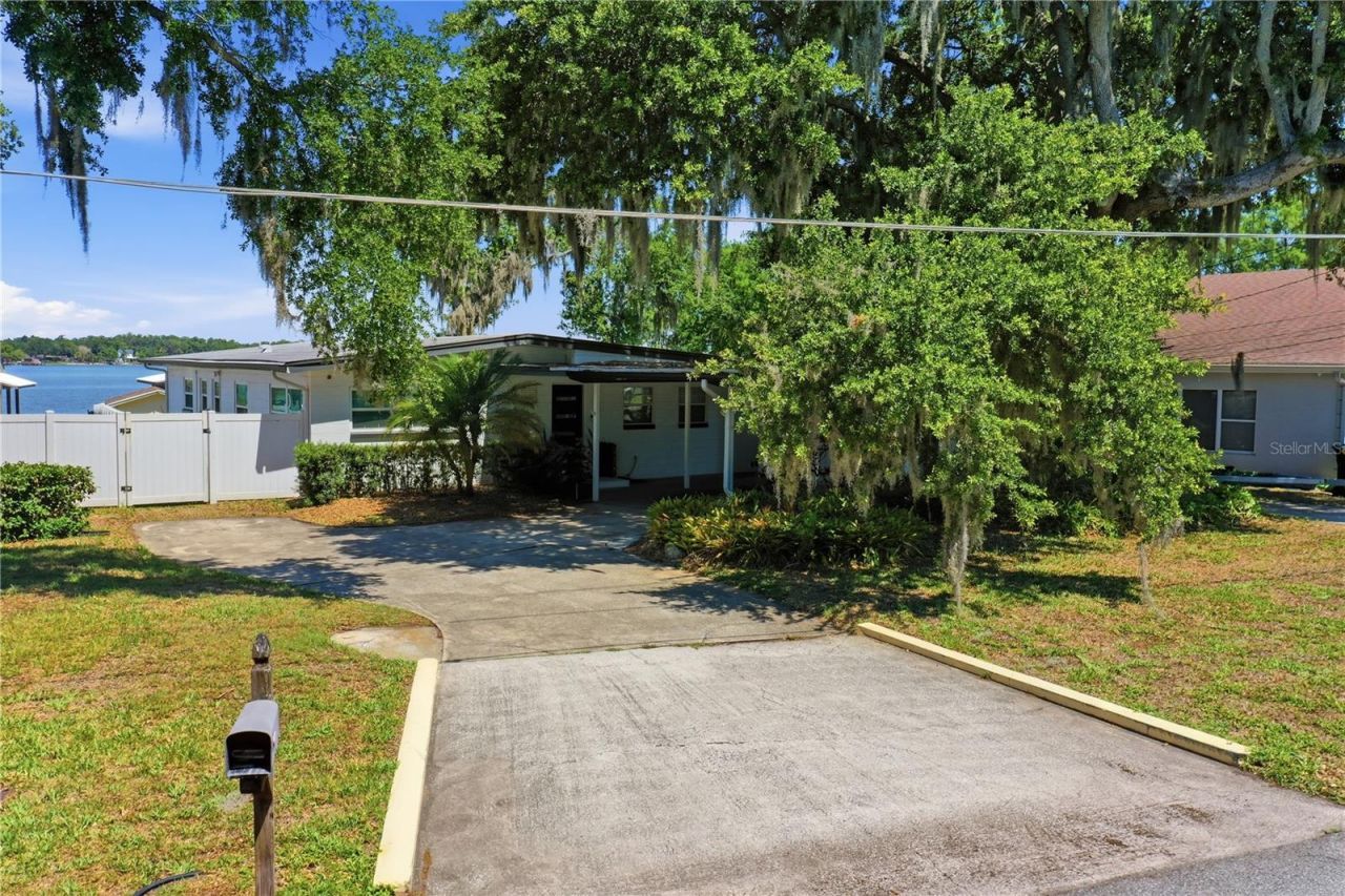 5716 Moonlight Circle , Orlando, FL 32839 Photo