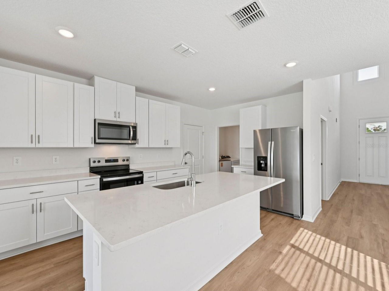 7821 Gilchrist Springs Drive , Parrish, FL 34219 Photo