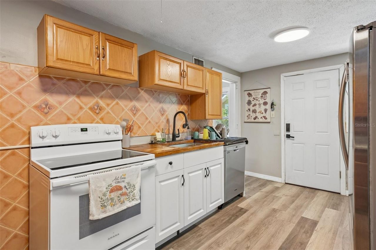 1028 8th Avenue S, Saint Petersburg, FL 33705 Photo