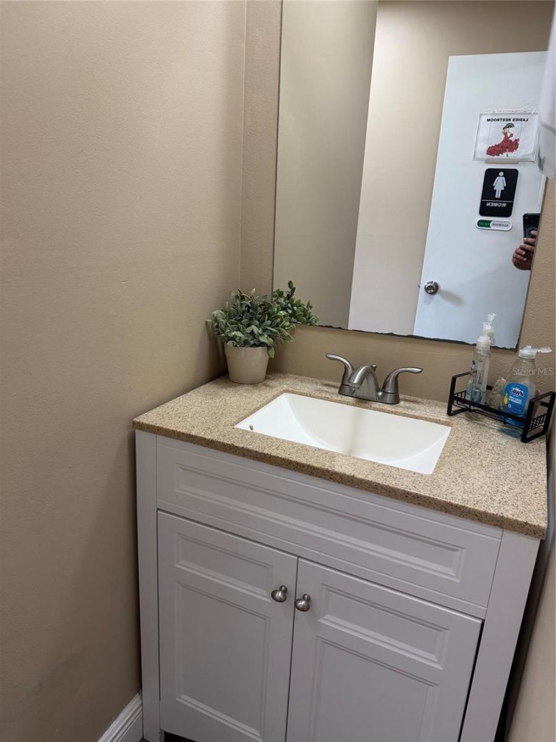 131 W Broadway Street, Unit 1001, Oviedo, FL 32765 Photo