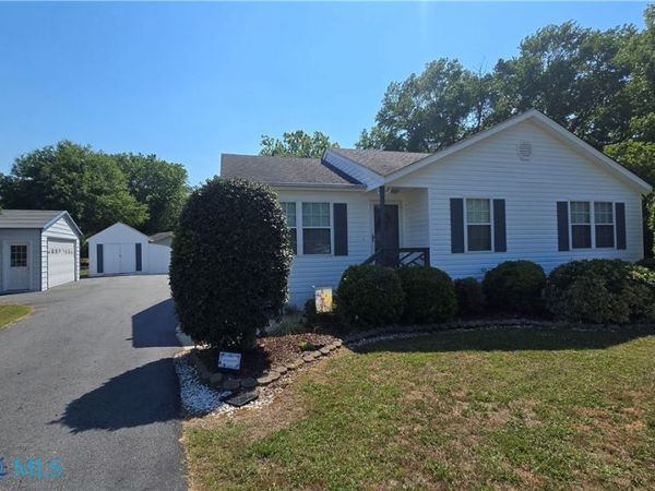 59 Double Cross Court , Mathews, VA 23109