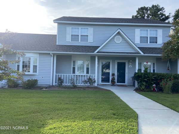 803 Courtyard W, Newport, NC 28570