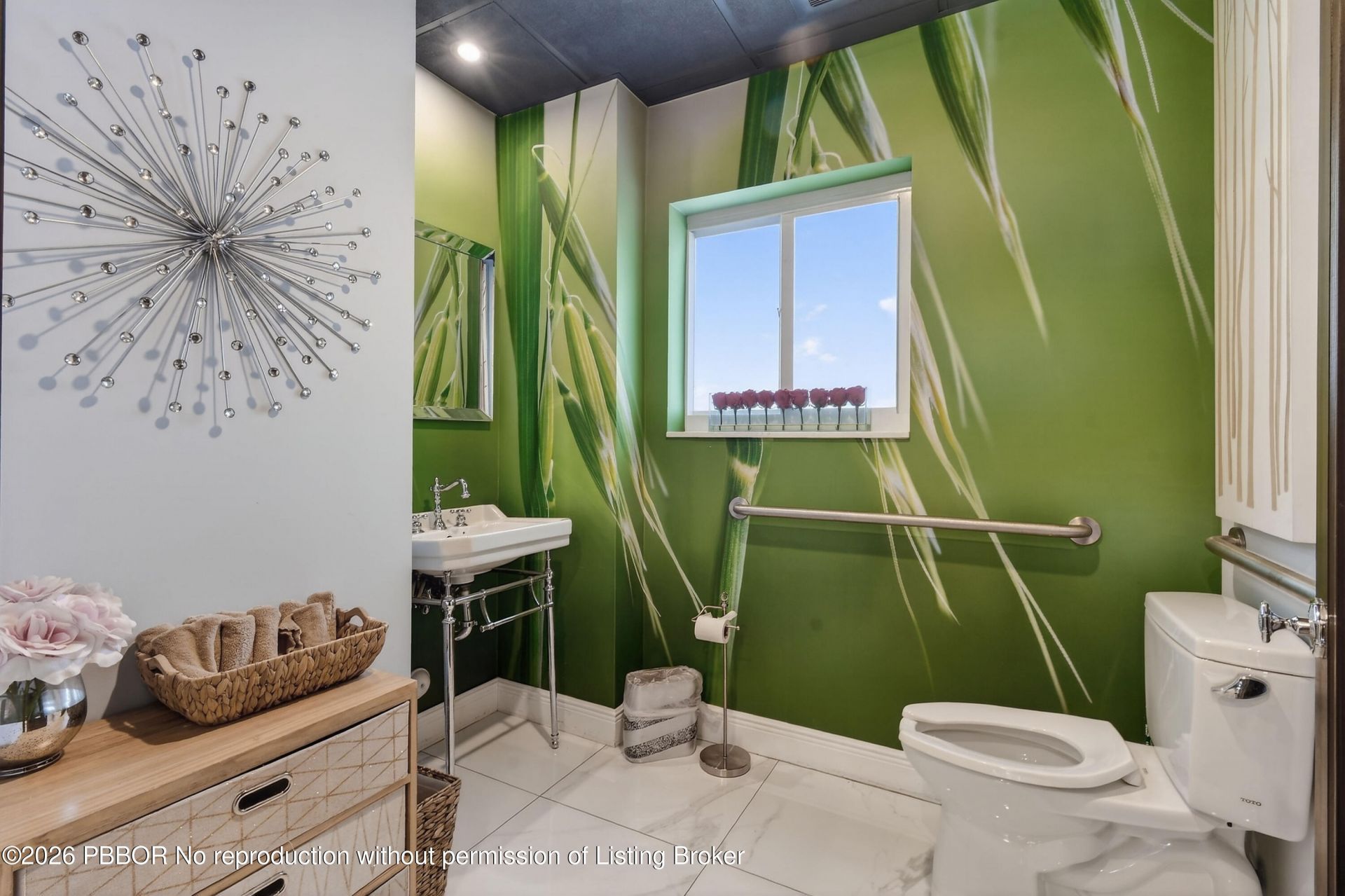 249 Peruvian Avenue, Unit 1811, Palm Beach, FL 33480 Photo