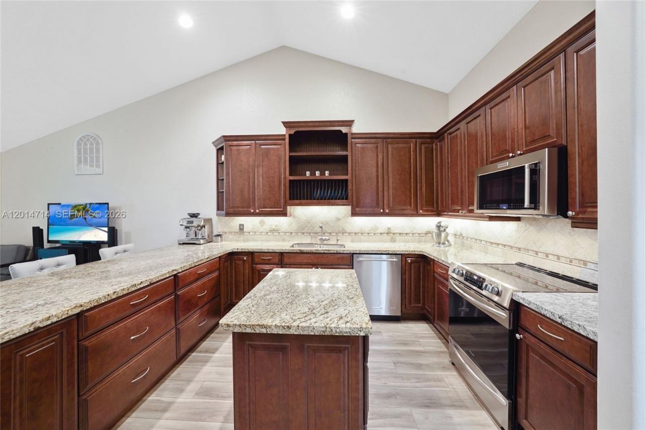 1190 Balboa Ct, Weston, FL 33326 Photo