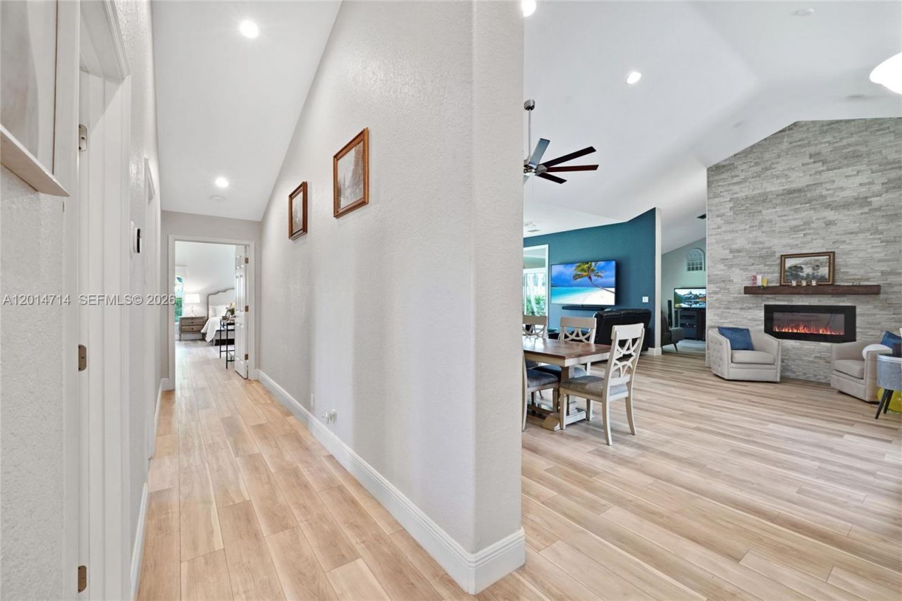 1190 Balboa Ct, Weston, FL 33326 Photo