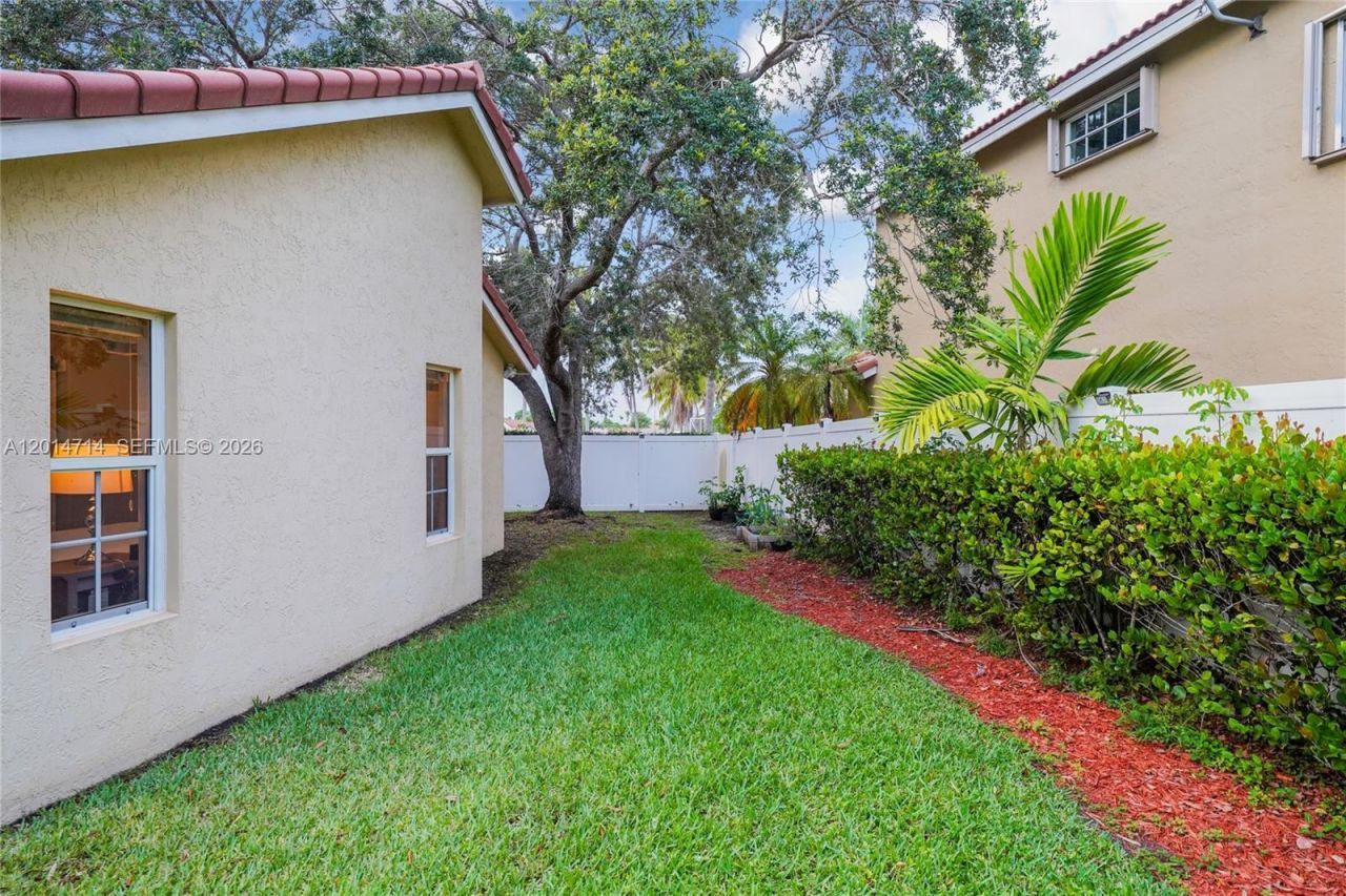 1190 Balboa Ct, Weston, FL 33326 Photo
