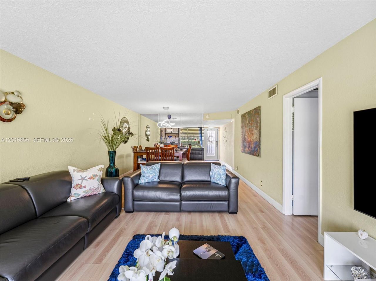 9820 S Hollybrook Lake Dr , Unit 208, Pembroke Pines, FL 33025 Photo