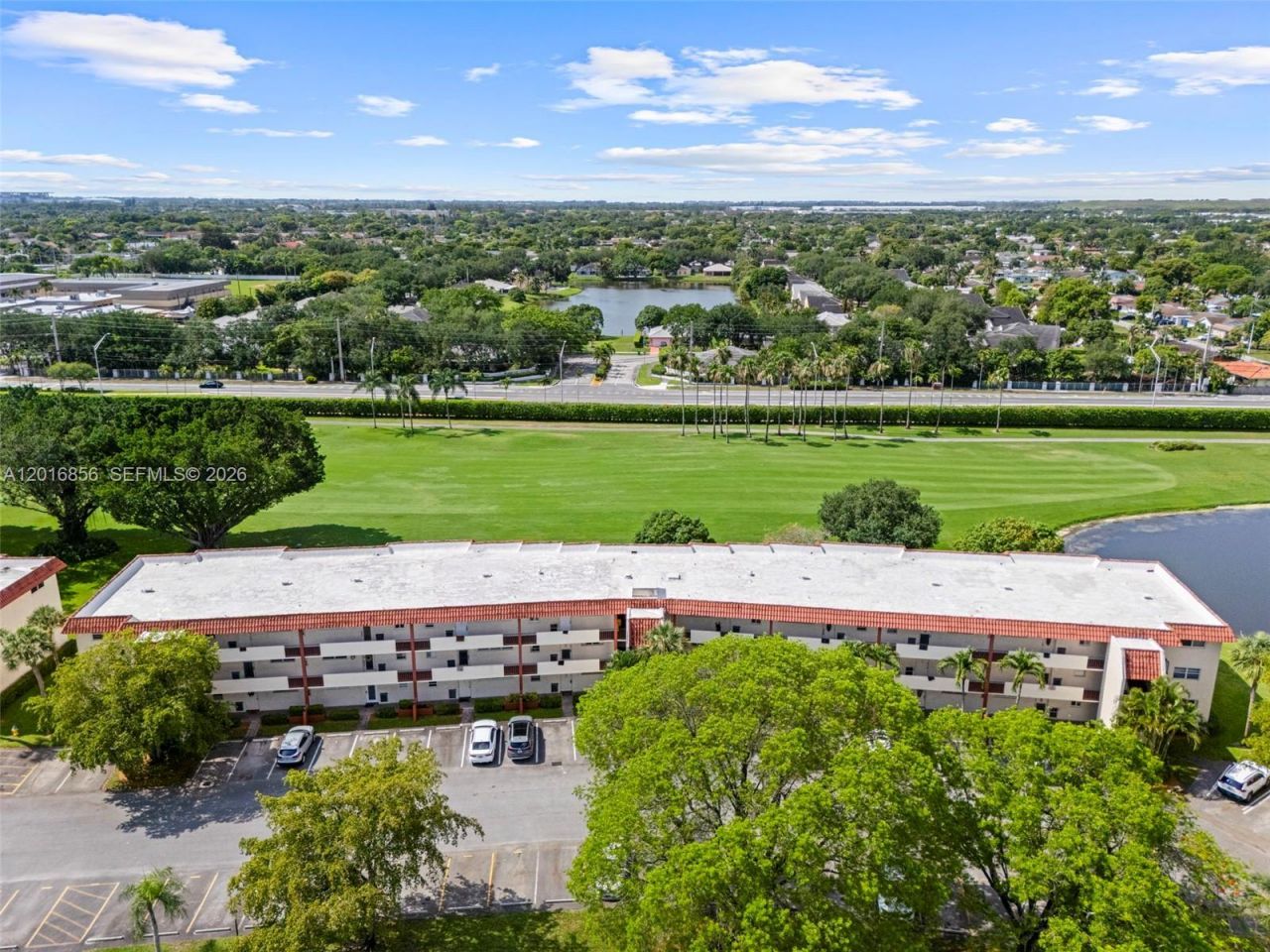 9820 S Hollybrook Lake Dr , Unit 208, Pembroke Pines, FL 33025 Photo