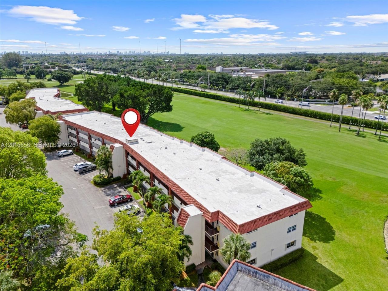 9820 S Hollybrook Lake Dr , Unit 208, Pembroke Pines, FL 33025 Photo